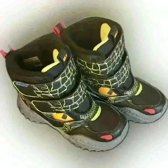 Skechers Other - Skechers Skech-Saurus is Boys 13.5 Winter Boots Water Repellant Memory Foam